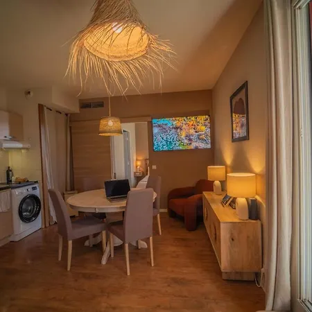 Casa Hermes, Pleasant & Convenient Apartmán *